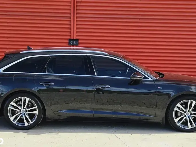 Audi A6 Avant C8 40 TDI quattro S tronic S line