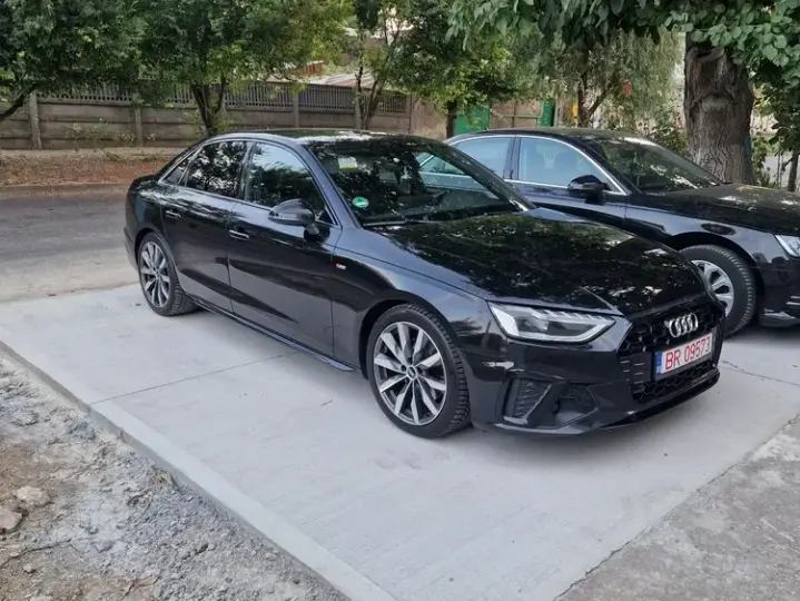 Audi A4 Limuzina B9 35 TFSI S tronic sport