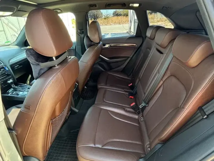 Audi SQ5 8R