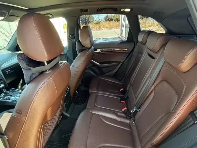 Audi SQ5 8R