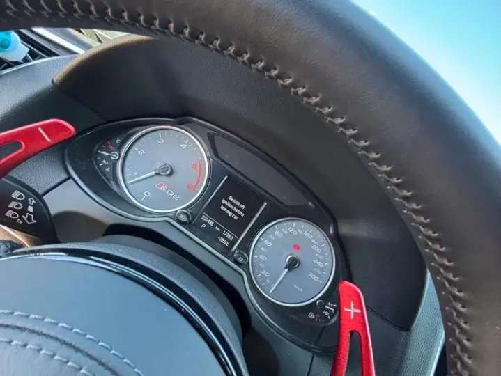 Audi SQ5 8R