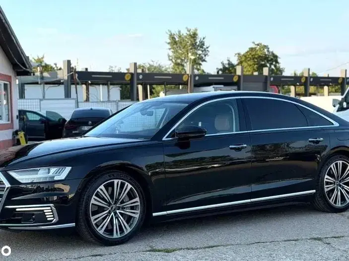 Audi A8 D5