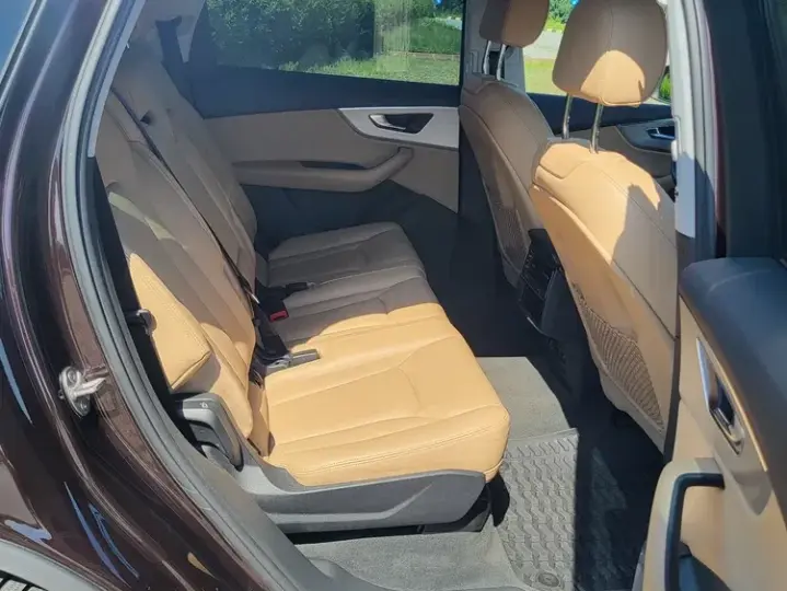 Audi Q7 4M