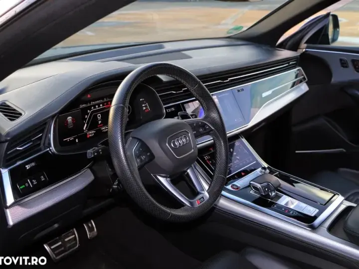 Audi RS Q8 4.0 TFSI quattro MHEV Tiptronic