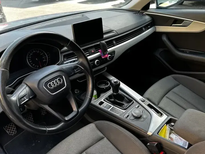 Audi A4 Avant B9 2.0 TDI