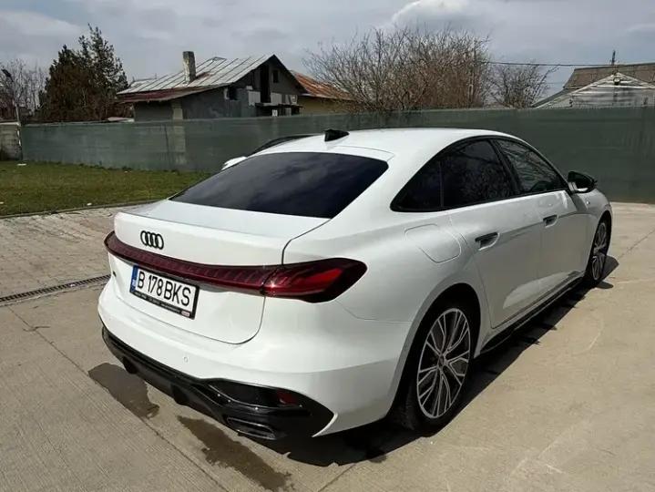 Audi A5 Limuzina B10