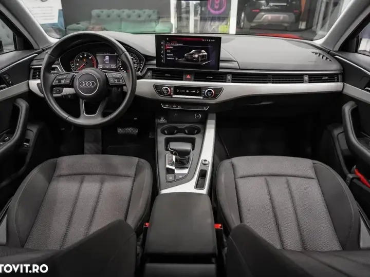 Audi A4 Limuzina 35 TFSI S tronic MHEV Advanced