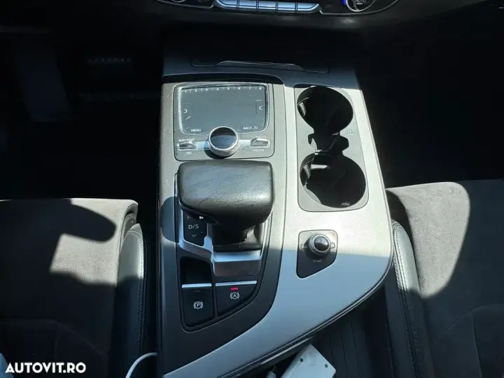 Audi Q7 4M
