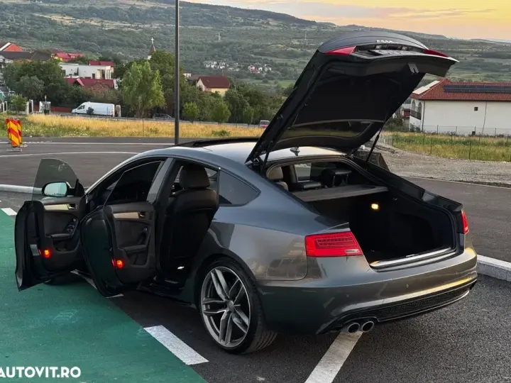 Audi A5 Sportback 8T 3.0 TDI quat. DPF S tro.