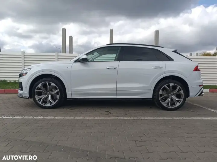 Audi Q8 3.0 55 TFSI quattro Tiptronic MHEV