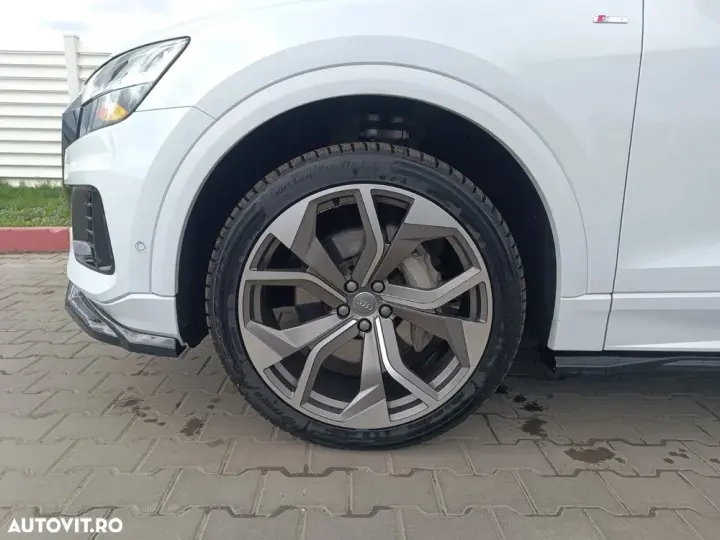 Audi Q8 3.0 55 TFSI quattro Tiptronic MHEV