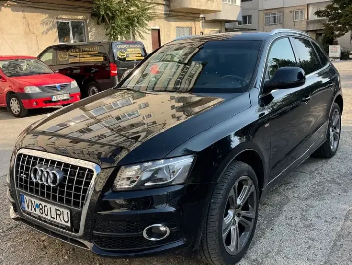 Audi Q5 8R