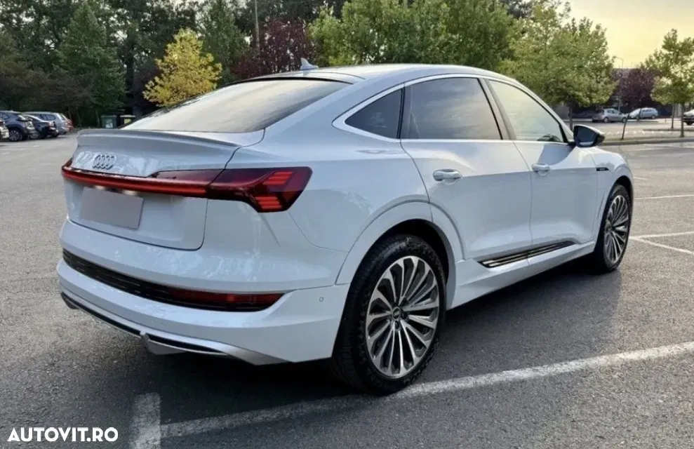 Audi e-tron 50 quattro advanced — imagine 6