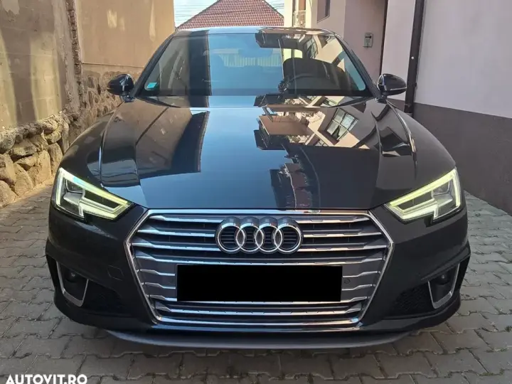 Audi A4 Limuzina B9 40 TFSI S tronic design