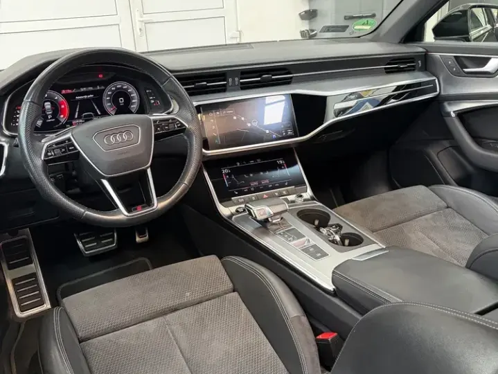 Audi A6 C8