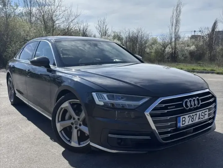 Audi A8 D5