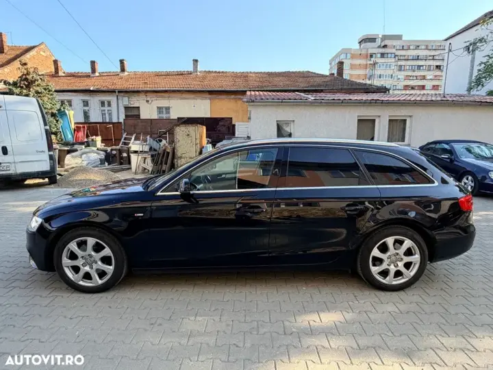 Audi A4 Avant B8 2.0 TDI ultra Sport