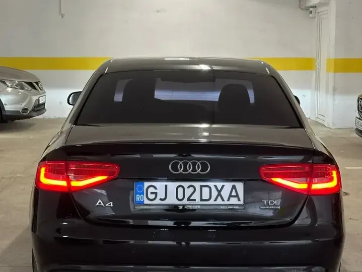 Audi A4 Limuzina B8 2.0 TDI quattro Stronic