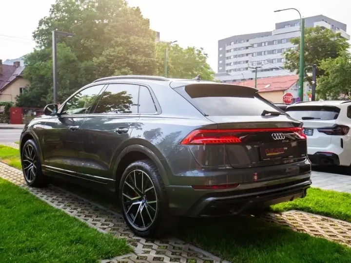 Audi Q8 50 TDI quattro Tiptronic