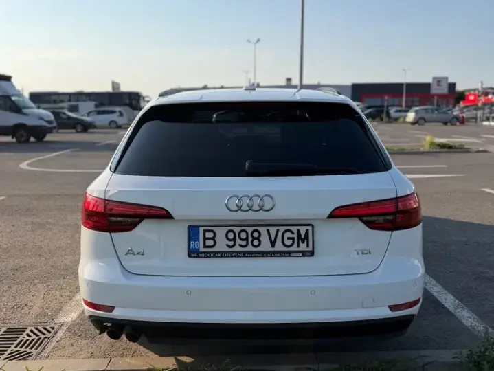 Audi A4 Avant B9 2.0 TDI S tronic