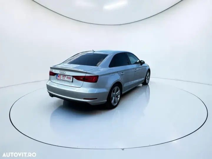 Audi A3 Limuzina 8V 2.0 TDI S line Sportpaket