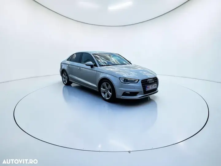 Audi A3 Limuzina 8V 2.0 TDI S line Sportpaket