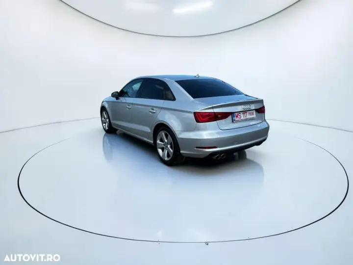 Audi A3 Limuzina 8V 2.0 TDI S line Sportpaket