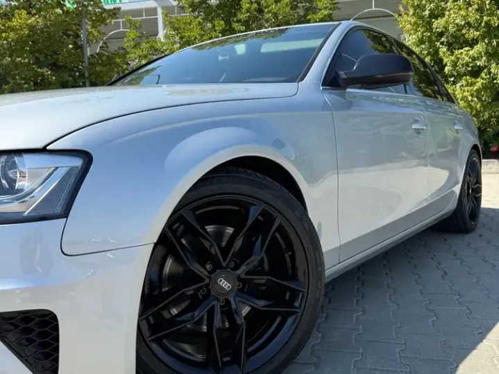 Audi A4 Limuzina B8 2.0 TDI