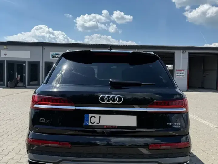Audi Q7 4M