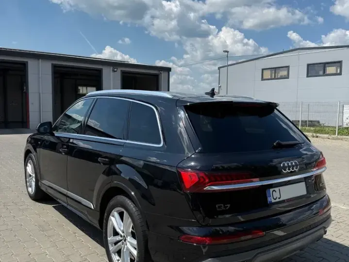 Audi Q7 4M