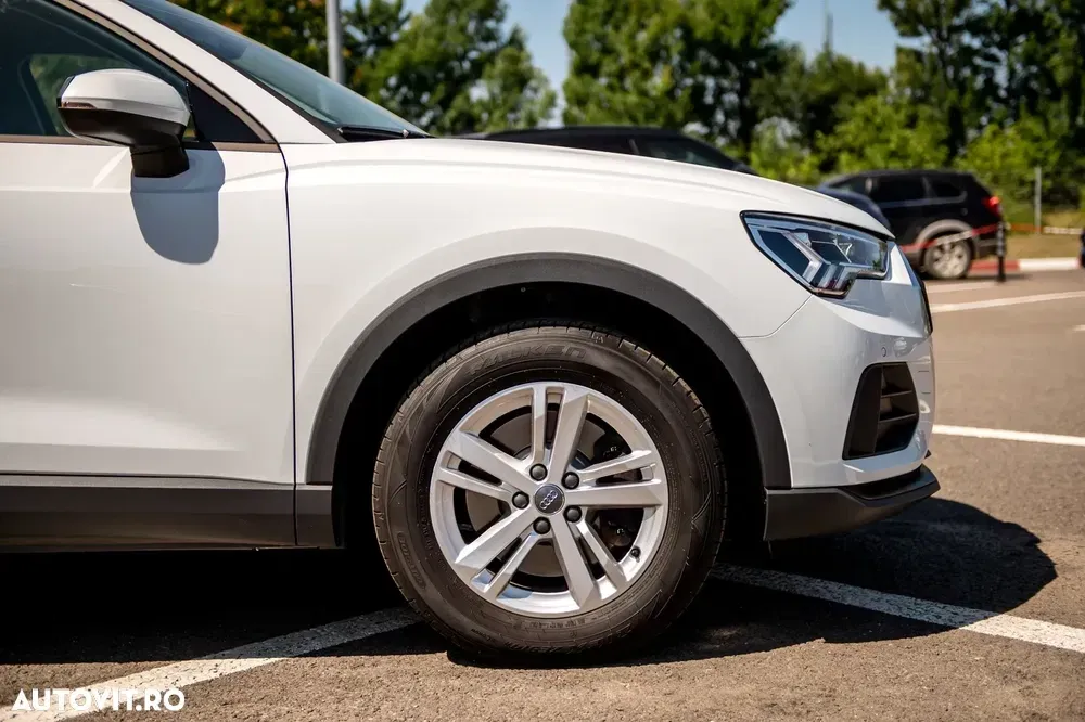 Audi Q3 40 TFSI quattro S tronic — imagine 5