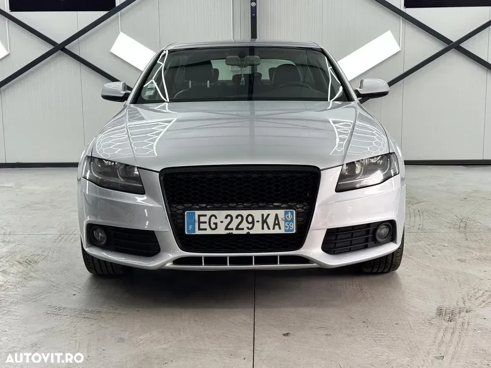 Audi A4 Limuzina B8 2.0 TDI DPF multitronic Attraction — imagine 2