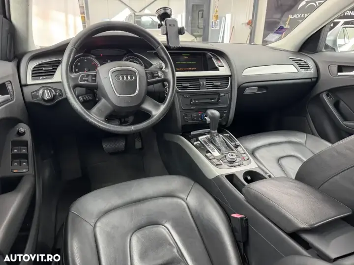 Audi A4 Limuzina B8 2.0 TDI DPF multitronic Attraction