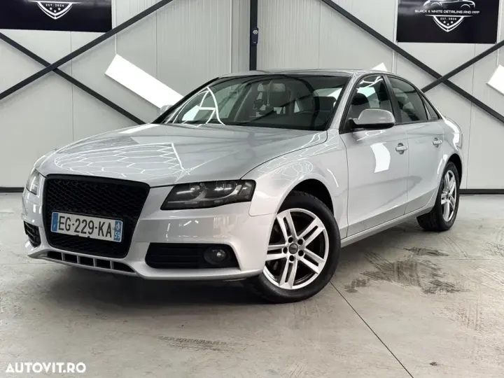 Audi A4 Limuzina B8 2.0 TDI DPF multitronic Attraction