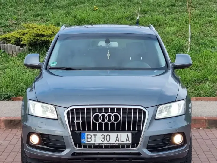 Audi Q5 8R