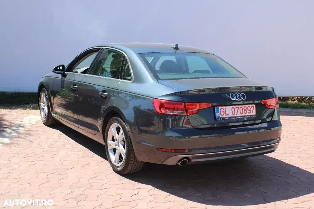 Audi A4 Limuzina 2.0 TDI ultra S tronic — imagine 3
