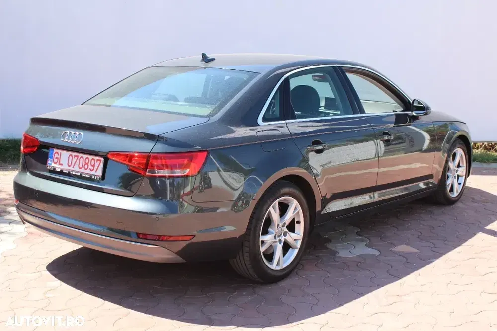 Audi A4 Limuzina 2.0 TDI ultra S tronic — imagine 5