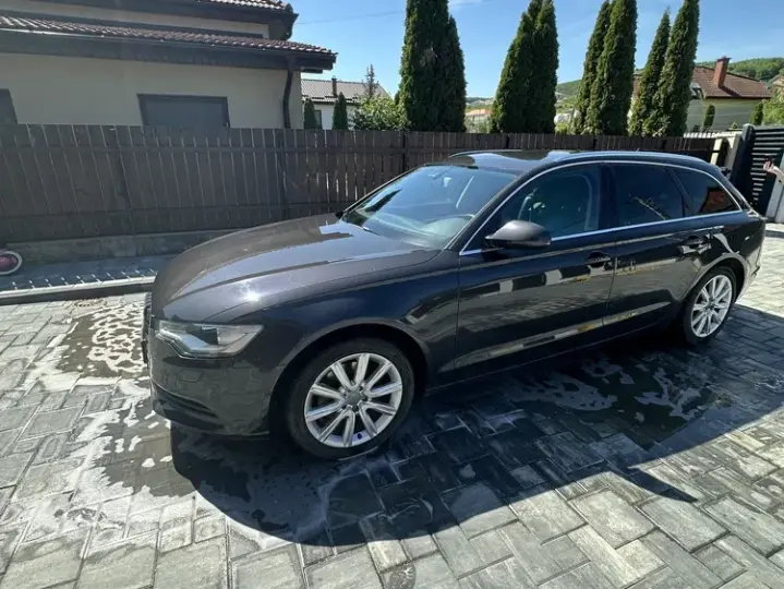 Audi A6 Avant C7