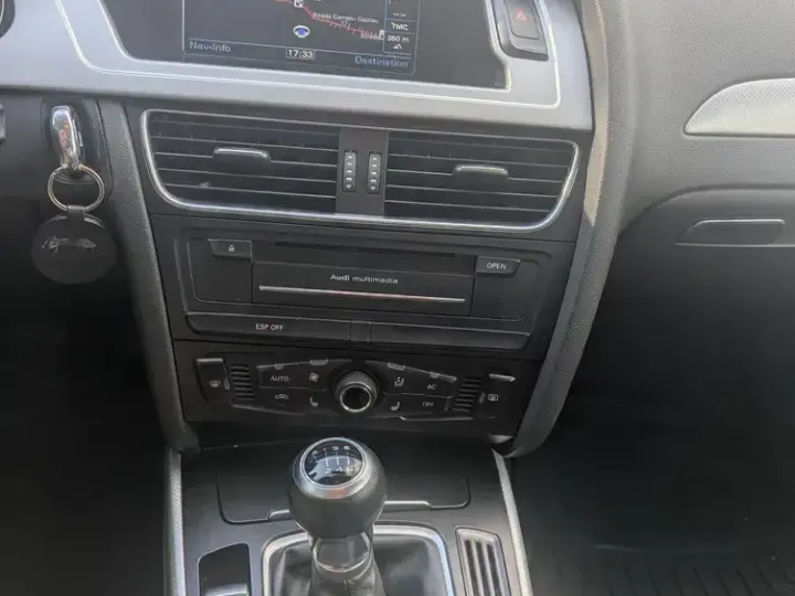 Audi A4 Limuzina B8 2.0 TDI