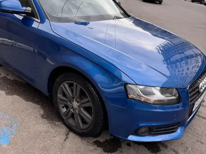 Audi A4 Avant B8 3.0 TDI quattro S-Tronic