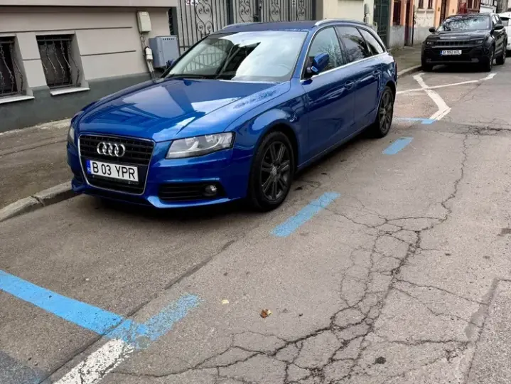 Audi A4 Avant B8 3.0 TDI quattro S-Tronic