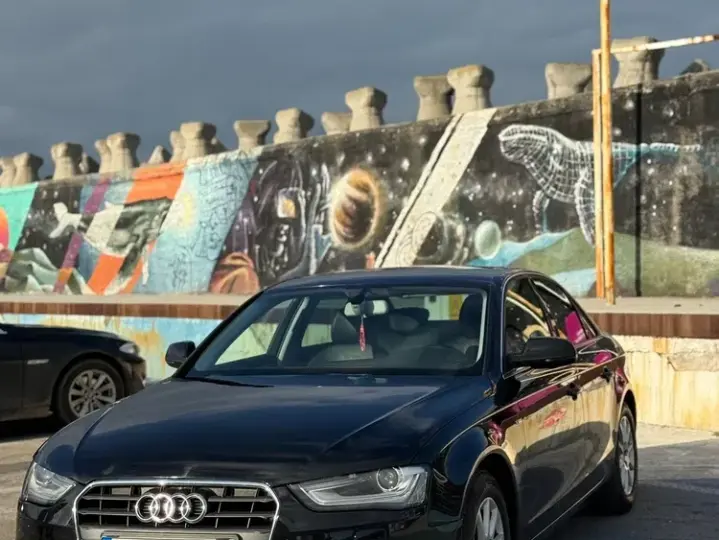Audi A4 Limuzina B8 2.0 TDI Multitronic