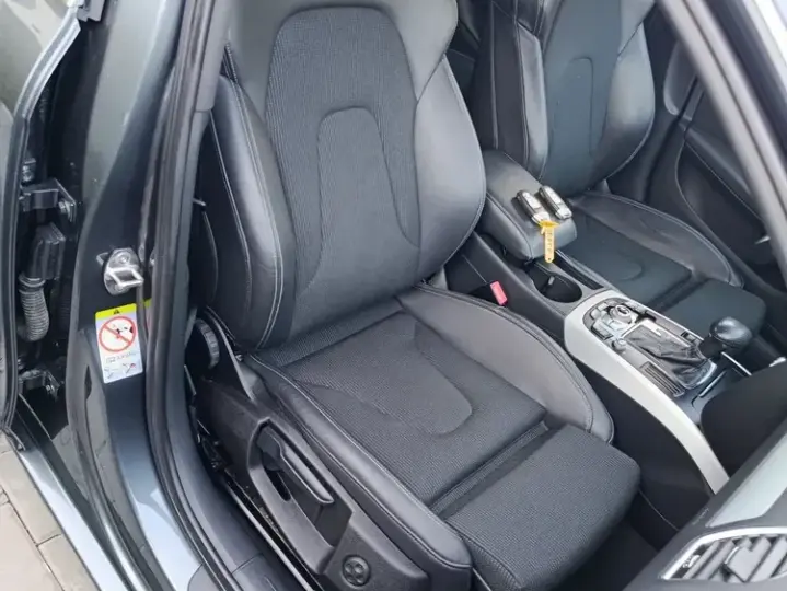 Audi A4 Avant 2.0 TDI DPF multitronic Ambiente