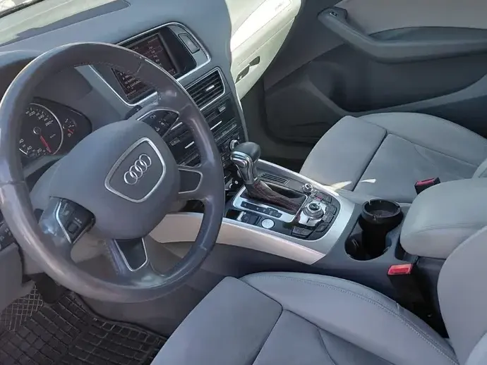 Audi Q5 8R 2.0 TDI Quattro S tronic