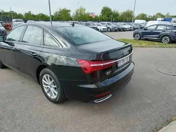 Audi A6 C8