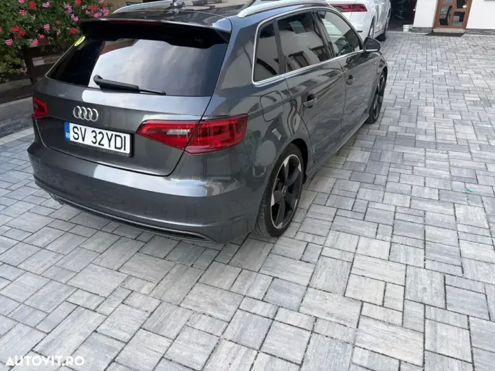 Audi A3 Sportback 8V 2.0 TDI S tronic S line Sportpaket