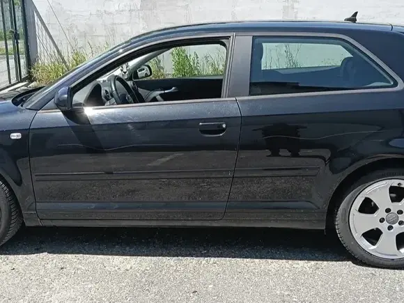 Audi A3 3-portiere 8P 1.9 TDI DPF Ambiente