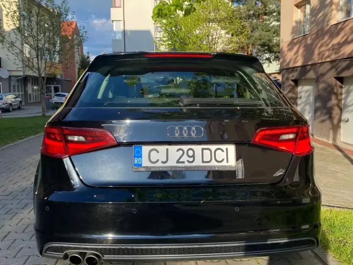 Audi A3 Sportback 8V 2.0 TDI S line Sportpaket