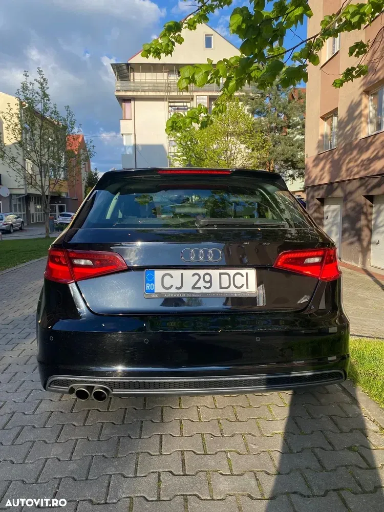 Audi A3 Sportback 8V 2.0 TDI S line Sportpaket — imagine 4