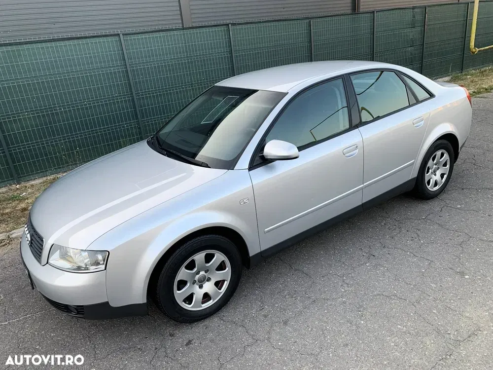 Audi A4 Limuzina B6 — imagine 2